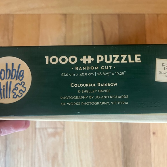 Cobble Hill 1000 piece puzzle Colourful Rainbow - Picture 4 of 5